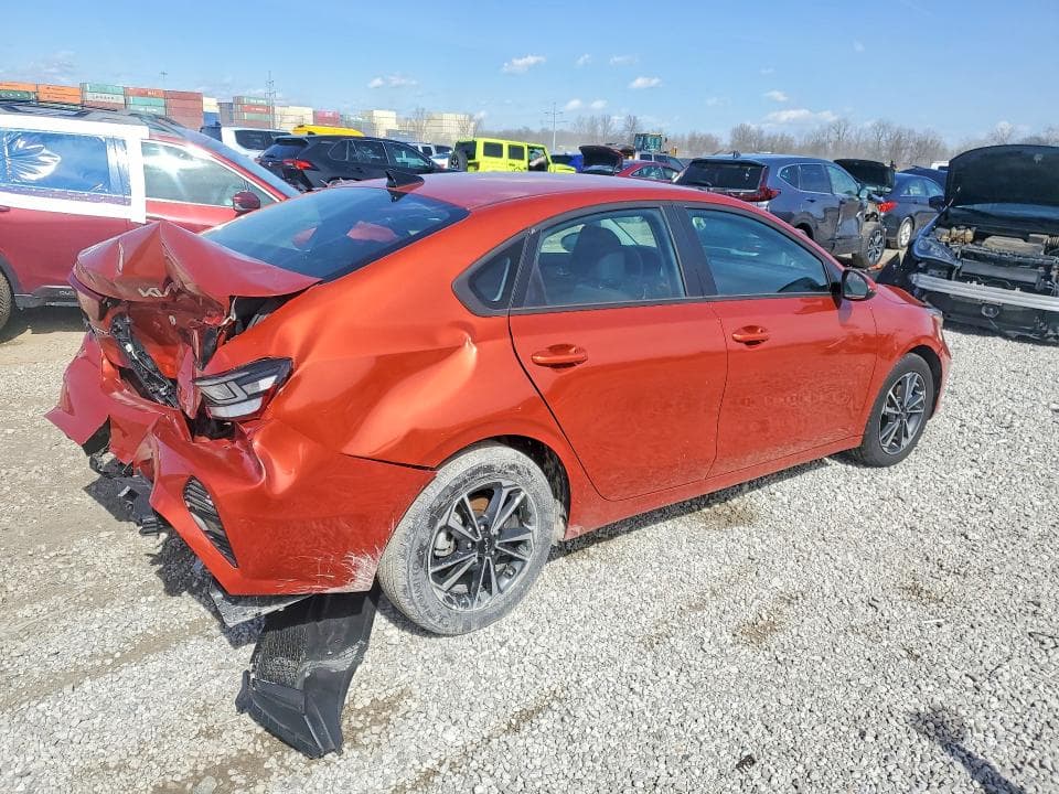 2023 KIA FORTE LXS 3