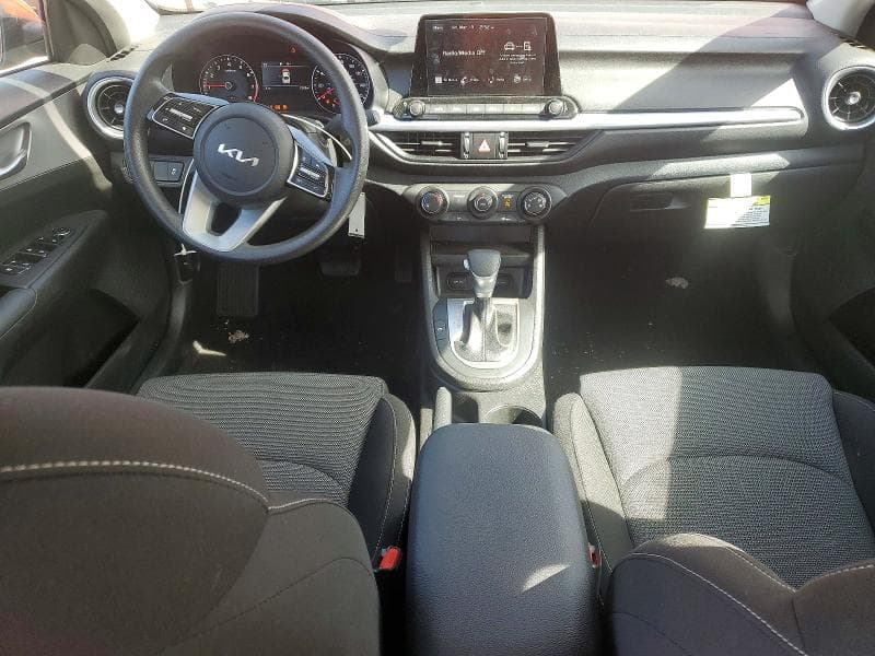 2023 KIA FORTE LXS 8