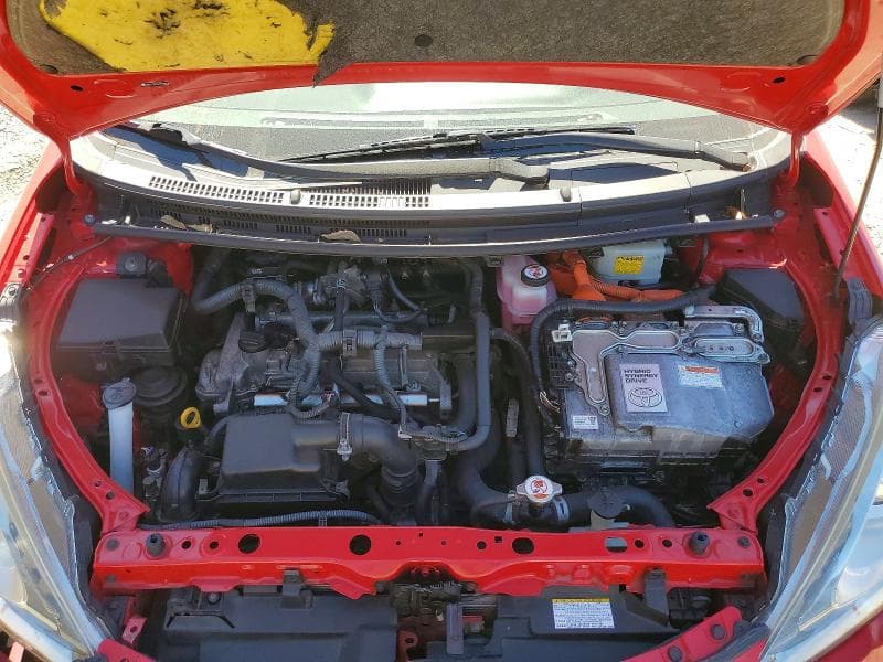 2017 TOYOTA PRIUS C TWO 12
