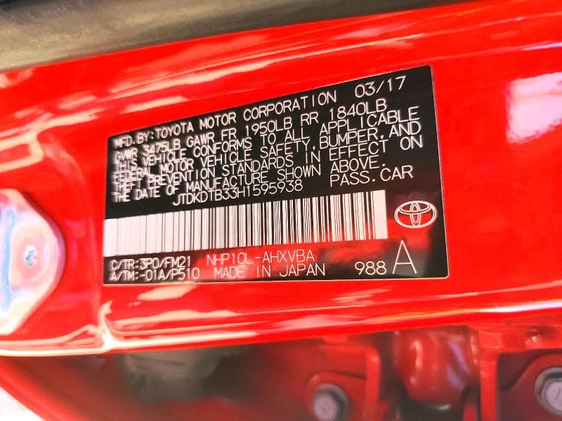 2017 TOYOTA PRIUS C TWO 14