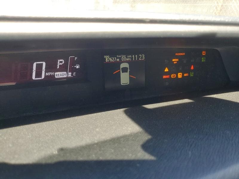 2017 TOYOTA PRIUS C TWO 9