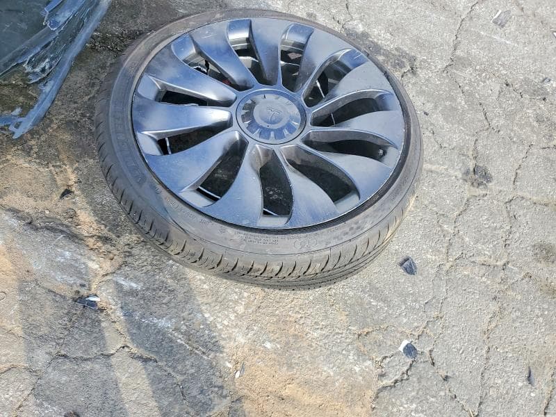 2022 TESLA MODEL Y 12