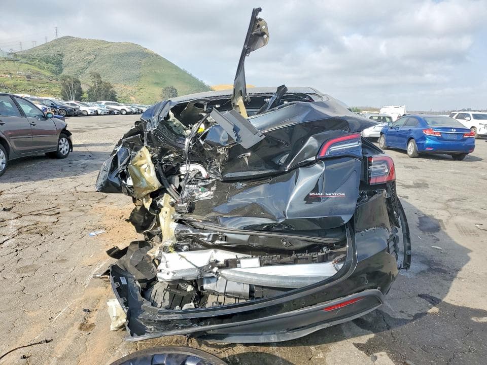 2022 TESLA MODEL Y 6