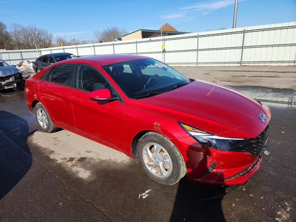2023 HYUNDAI ELANTRA SE 4