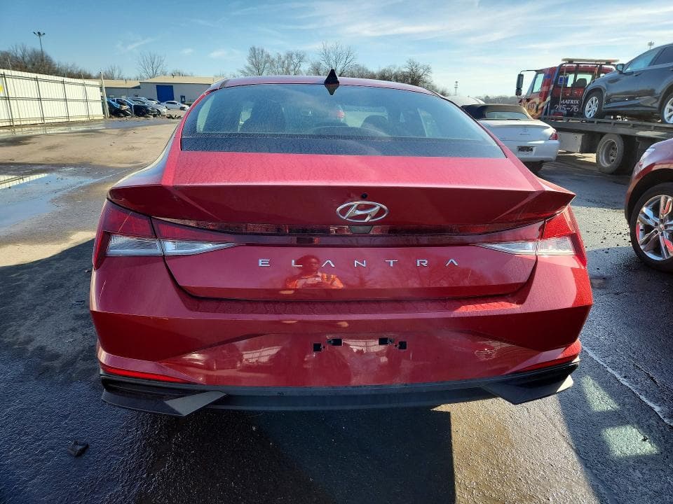 2023 HYUNDAI ELANTRA SE 6