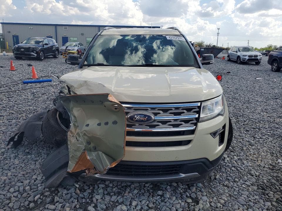 2018 FORD EXPLORER XLT 5