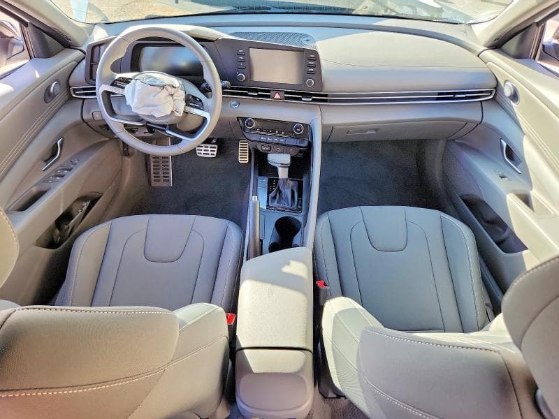 2025 HYUNDAI ELANTRA SEL SPORT 8