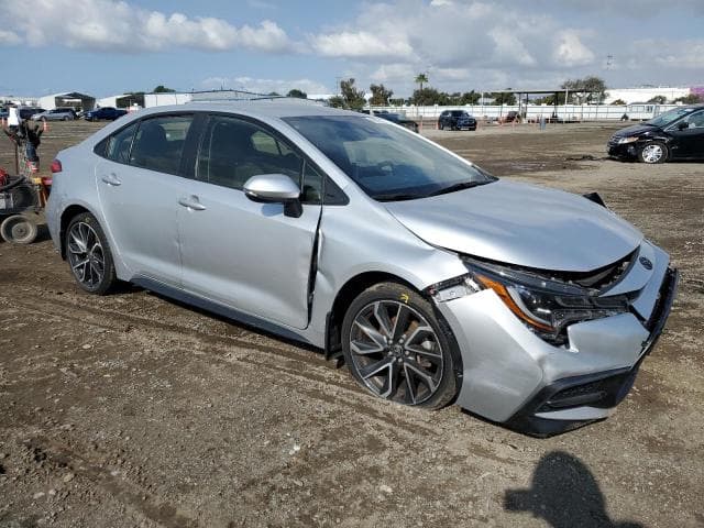 2022 TOYOTA COROLLA SE SE 4