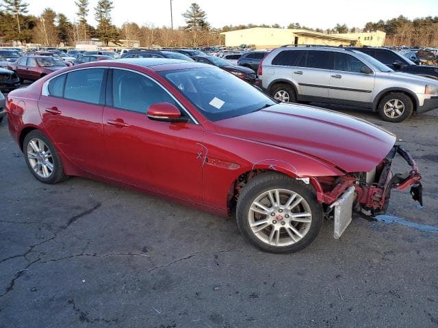 2018 JAGUAR XE PREMIUM 4