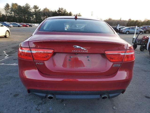 2018 JAGUAR XE PREMIUM 6