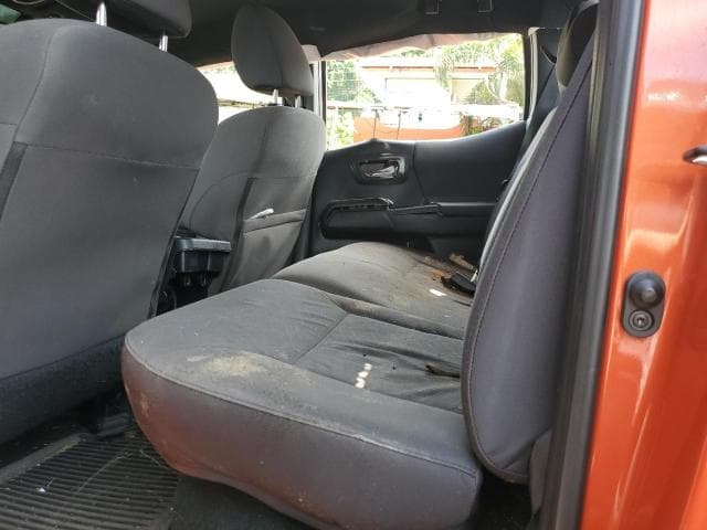 2017 TOYOTA TACOMA DOUBLE CAB DOUBLE CAB 10
