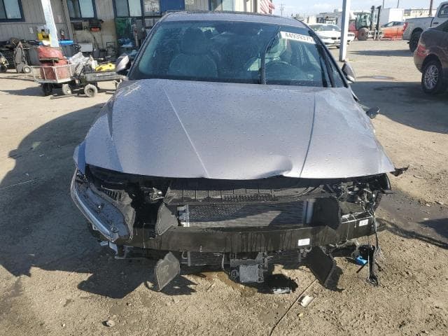 2024 HYUNDAI ELANTRA LIMITED 5