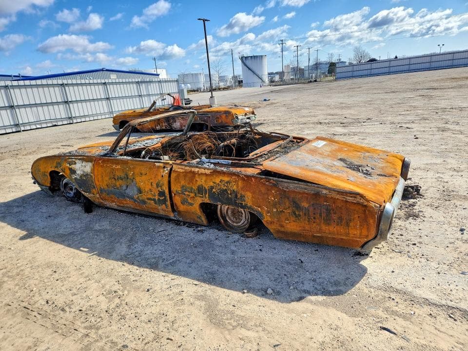 1961 FORD THUNDERBIRD LT 2