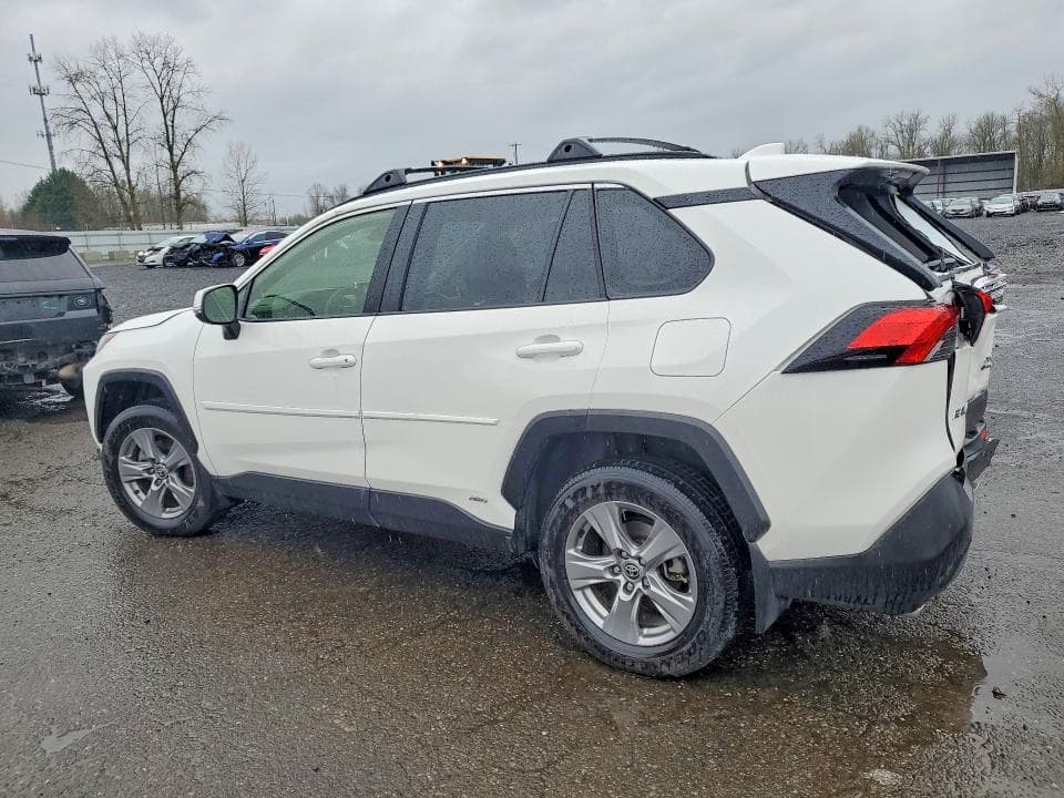 2025 TOYOTA RAV4 HYBRID XLE XLE 2