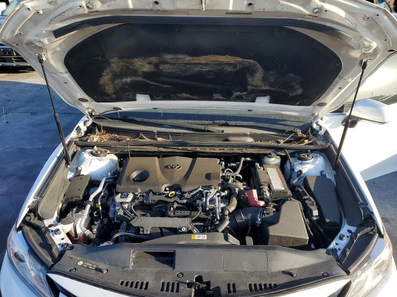 2018 TOYOTA CAMRY 11