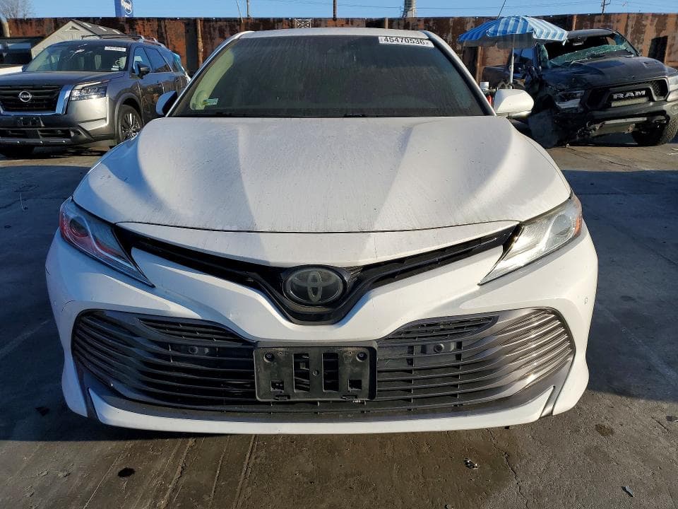 2018 TOYOTA CAMRY 5