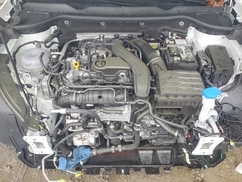 2024 VOLKSWAGEN TAOS S S 12