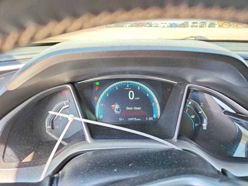2018 HONDA CIVIC EX 9