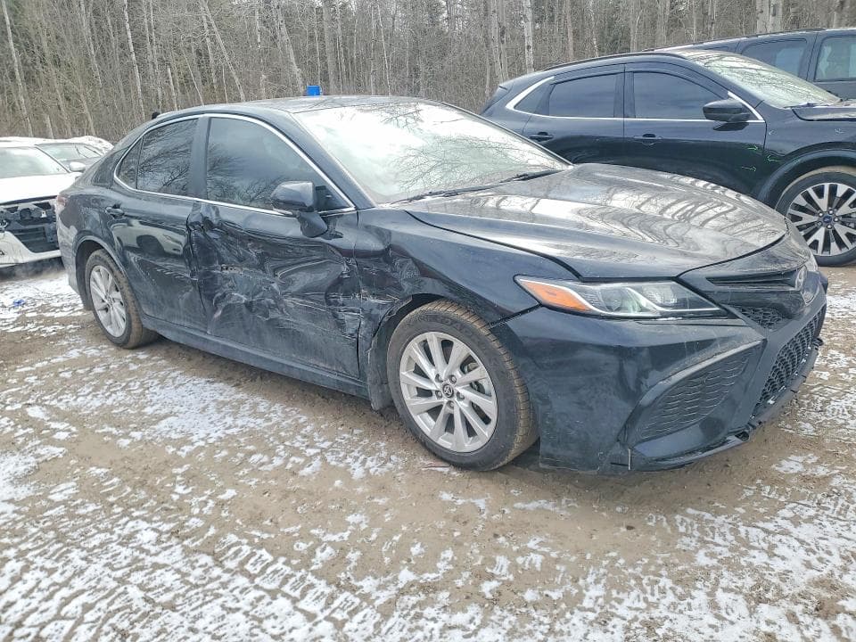 2023 TOYOTA CAMRY SE 4