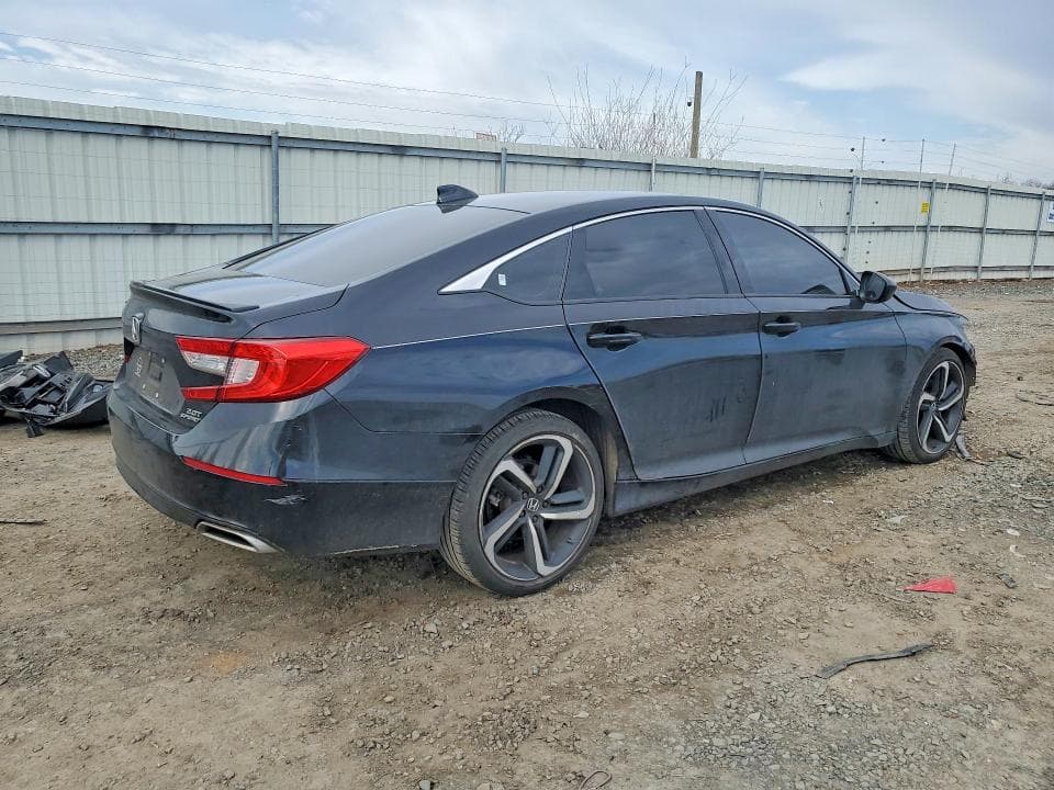 2022 HONDA ACCORD SPORT 3