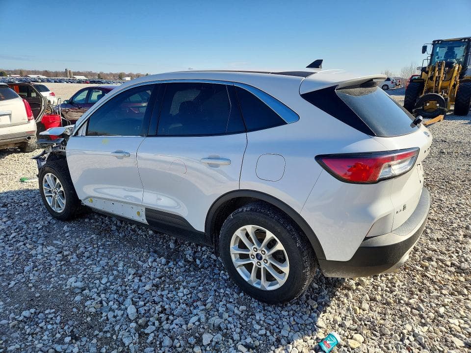 2020 FORD ESCAPE SE 2
