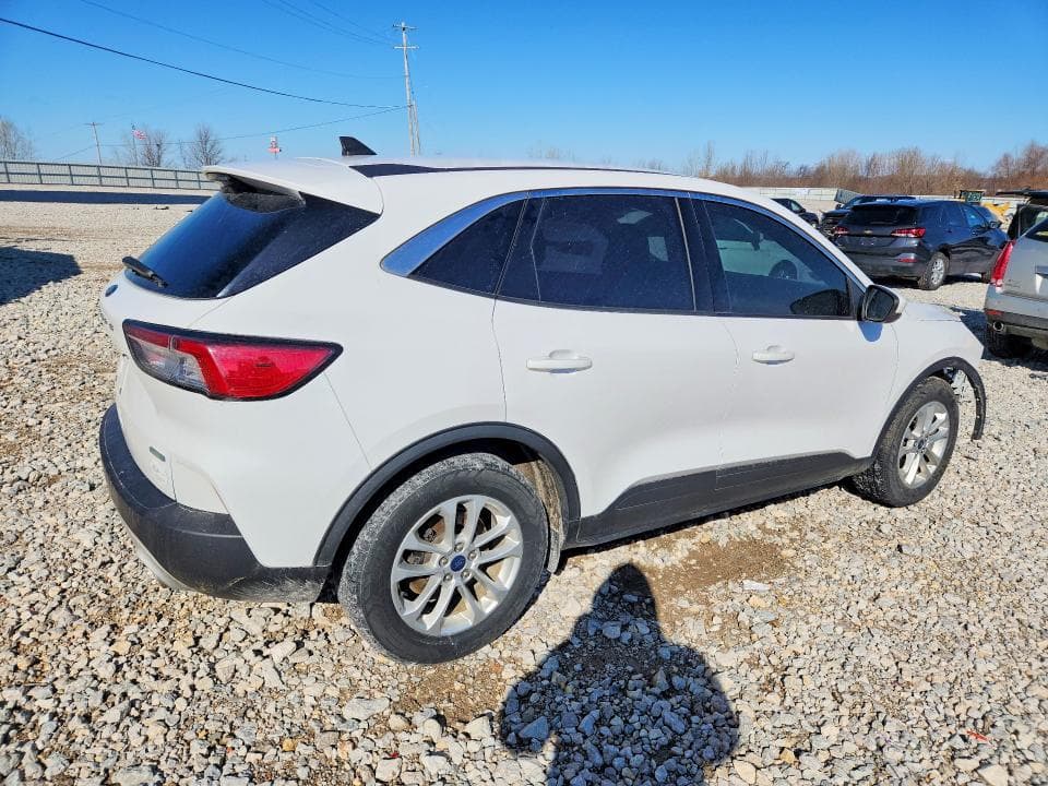 2020 FORD ESCAPE SE 3