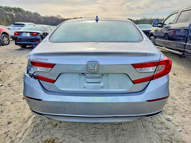 2018 HONDA ACCORD EX EX 6