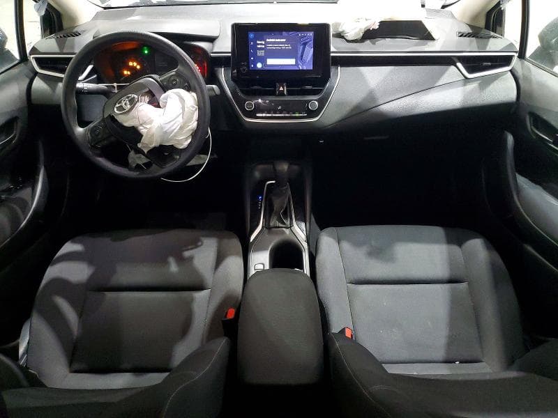 2023 TOYOTA COROLLA LE 8