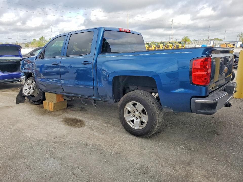 2018 CHEVROLET SILVERADO C1500 LT 2