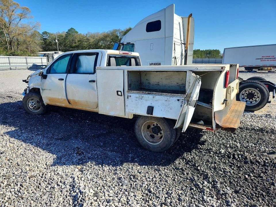 2021 CHEVROLET SILVERADO K3500 2