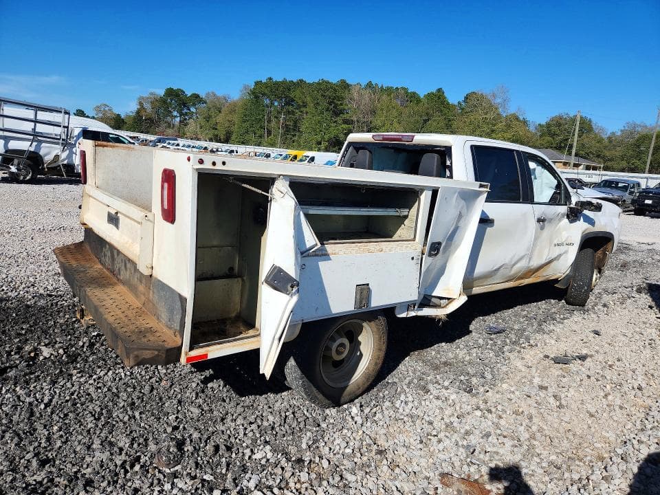 2021 CHEVROLET SILVERADO K3500 3