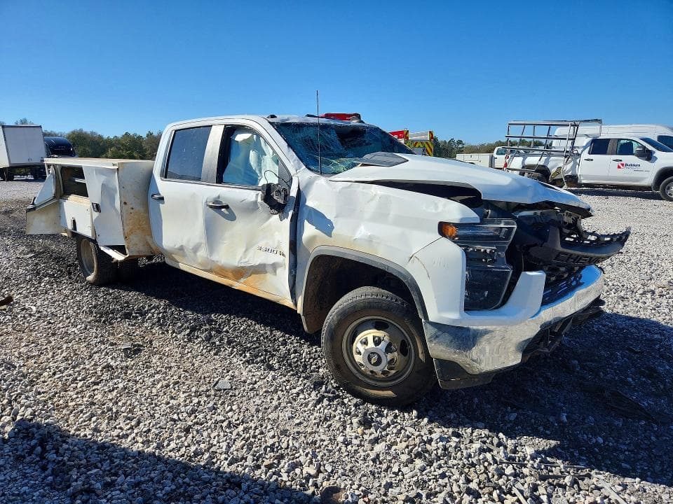 2021 CHEVROLET SILVERADO K3500 4