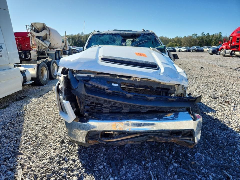 2021 CHEVROLET SILVERADO K3500 5