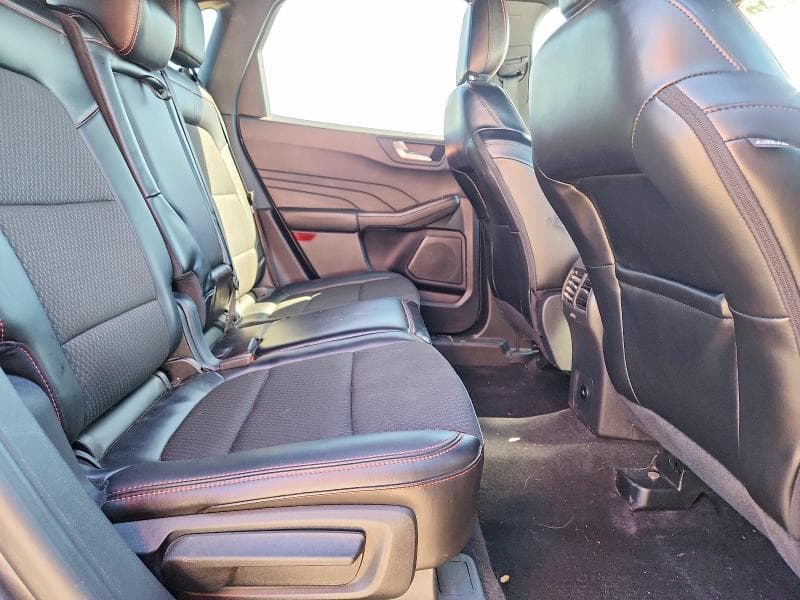 2024 FORD ESCAPE ST LINE 11