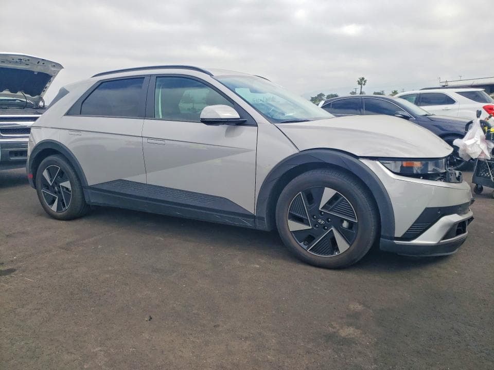 2025 HYUNDAI IONIQ 5 SEL 4