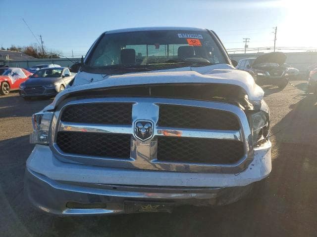 2017 RAM 1500 SLT SLT 5