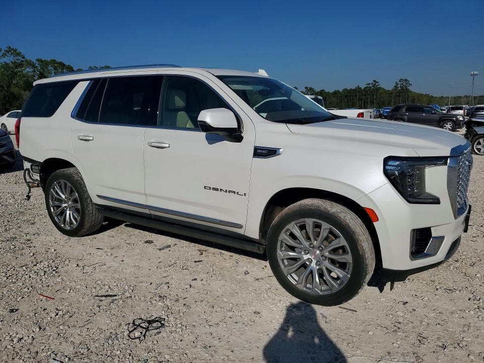 2022 GMC YUKON 4