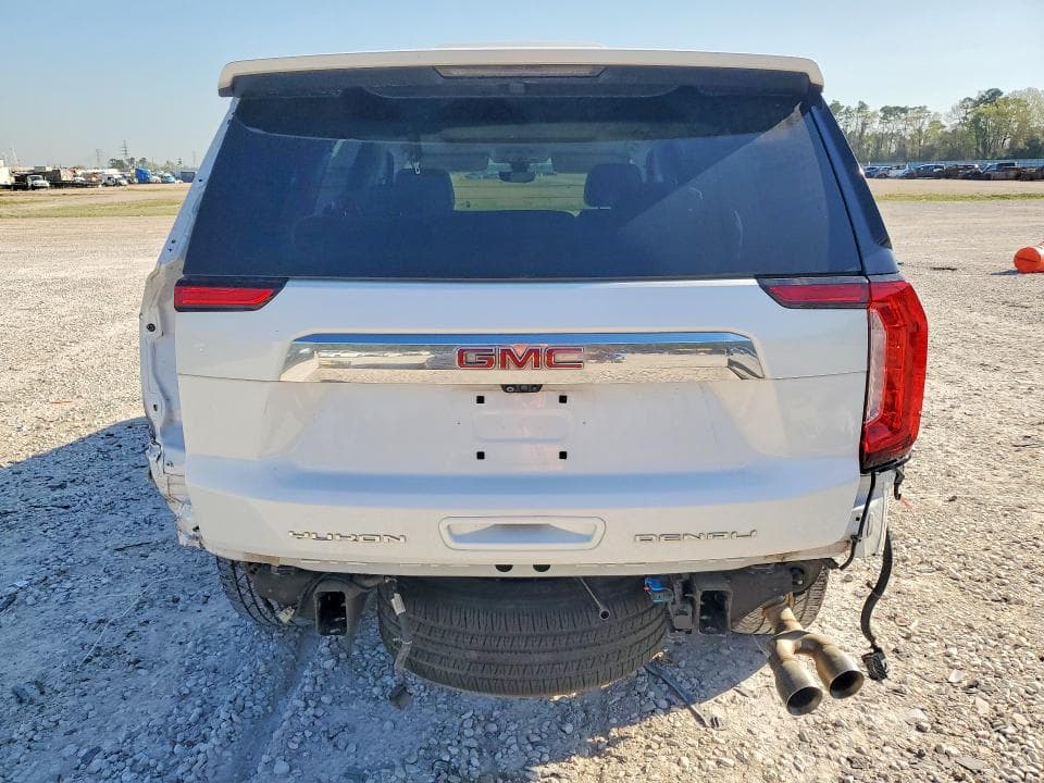 2022 GMC YUKON 6