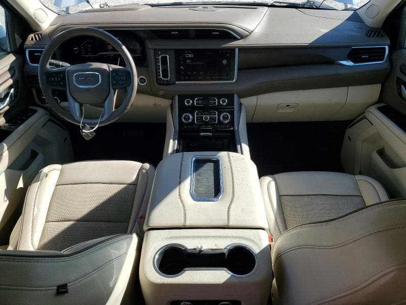 2022 GMC YUKON 8