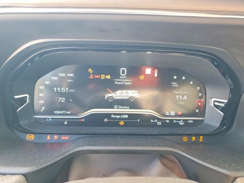 2022 GMC YUKON 9