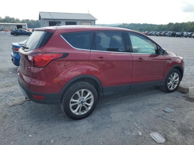 2019 FORD ESCAPE SE 3