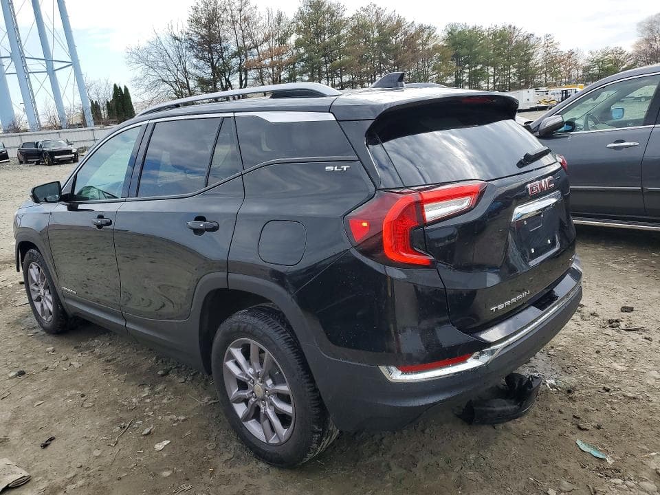 2023 GMC TERRAIN SLT 2