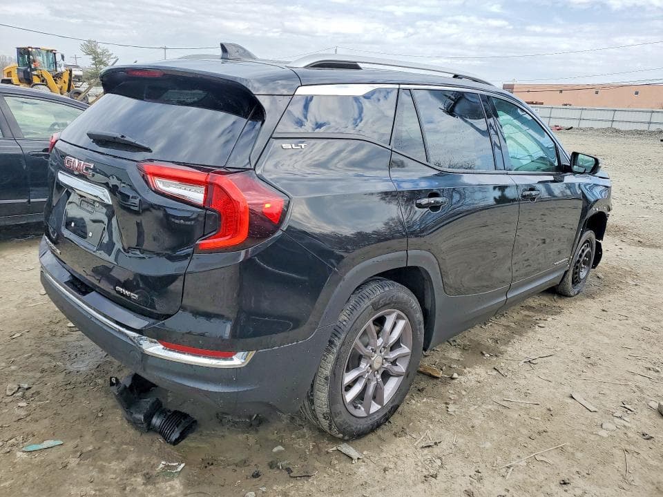 2023 GMC TERRAIN SLT 3