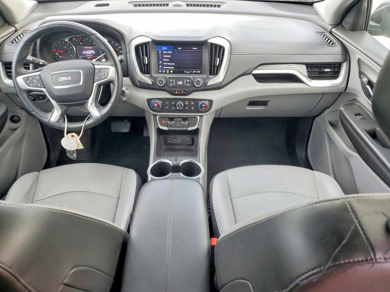 2023 GMC TERRAIN SLT 8