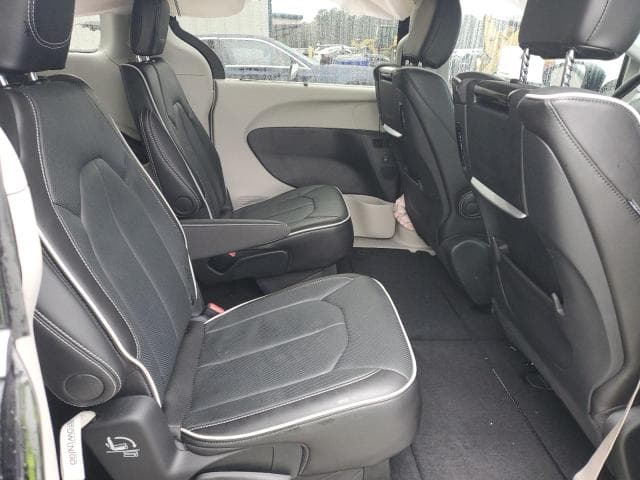 2024 CHRYSLER PACIFICA LIMITED 11