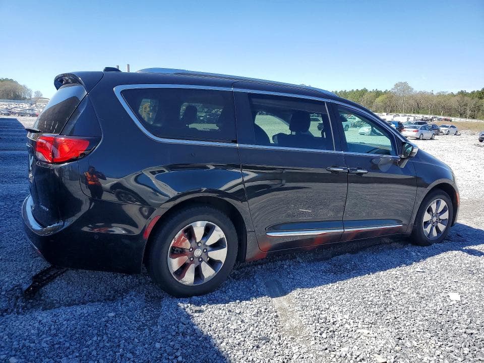 2019 CHRYSLER PACIFICA HYBRID LIMITED 3