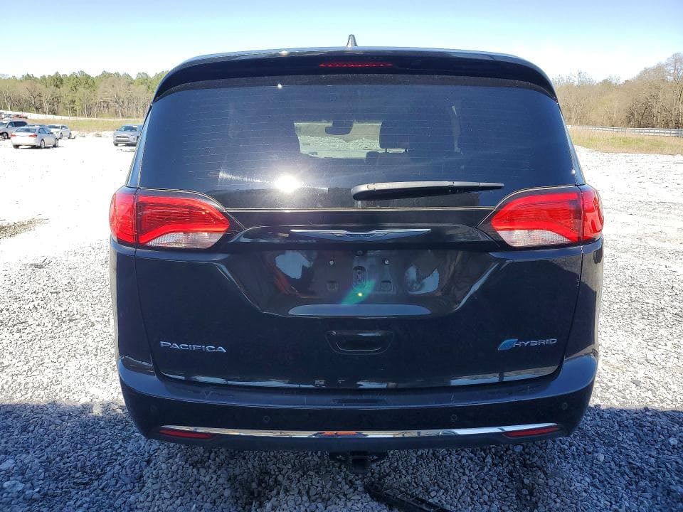 2019 CHRYSLER PACIFICA HYBRID LIMITED 6