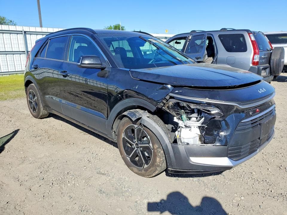 2024 KIA NIRO EX 4
