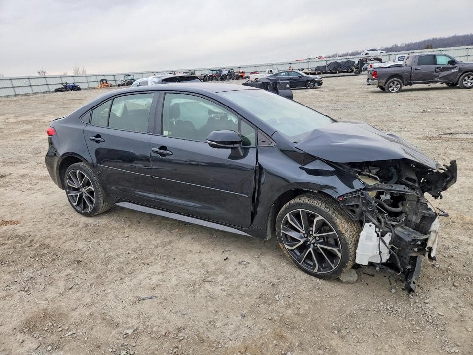 2020 TOYOTA COROLLA SE 4