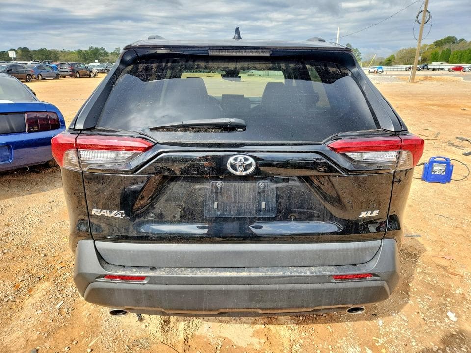 2022 TOYOTA RAV4 XLE PREMIUM XLE PREMIUM 6